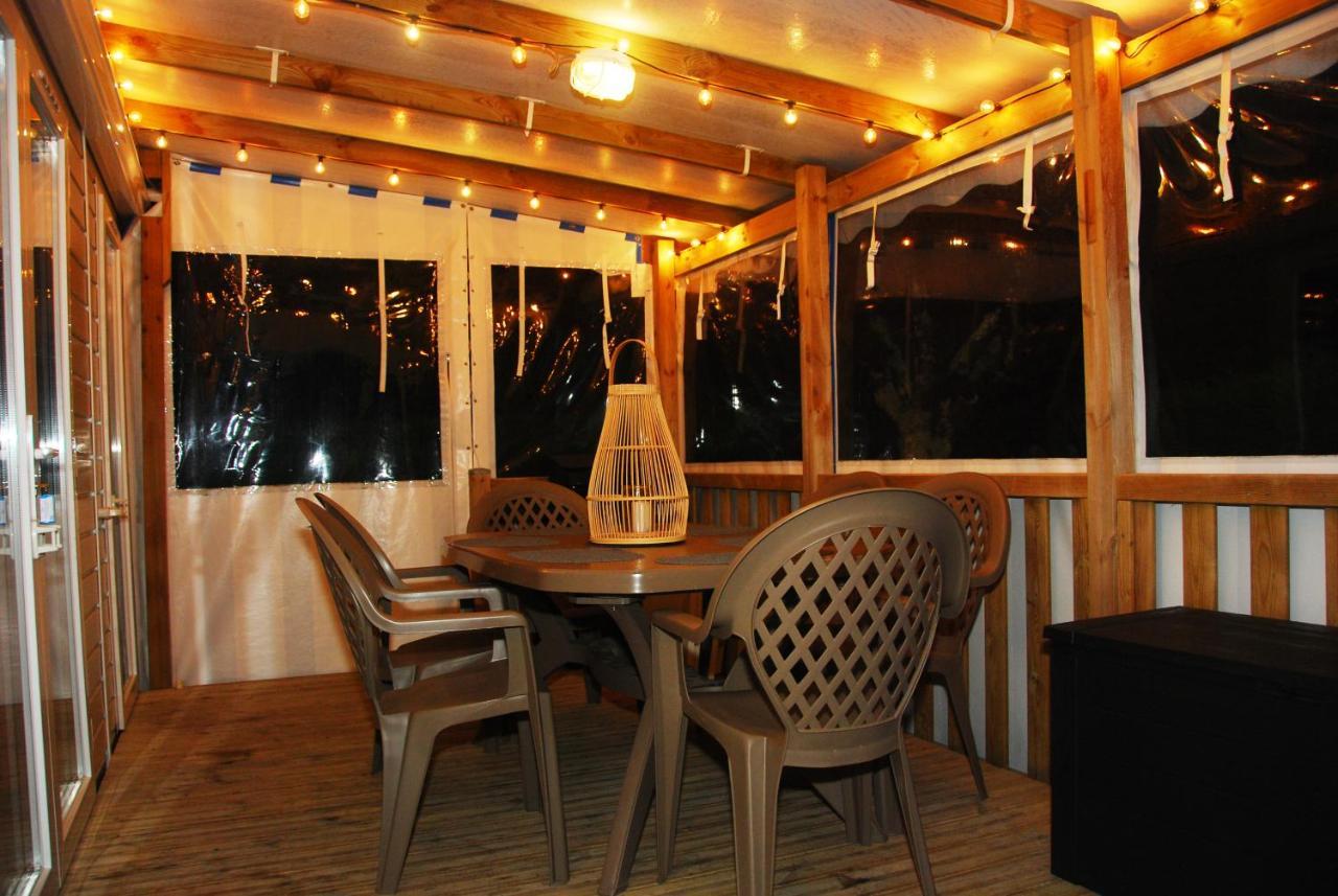 Mobilhome 2Ch Climatise-Terrasse Fermee-4 Velos-Camping 4 Etoiles Les Charmettes Les Mathes Ngoại thất bức ảnh