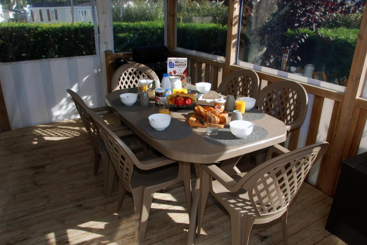 Mobilhome 2Ch Climatise-Terrasse Fermee-4 Velos-Camping 4 Etoiles Les Charmettes Les Mathes Ngoại thất bức ảnh